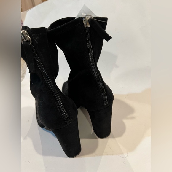 Steve Madden "Brisk" Boot - Picture 11 of 16